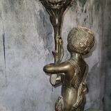 Lampe en Bronze électrifié figurant un rnfant XIXe