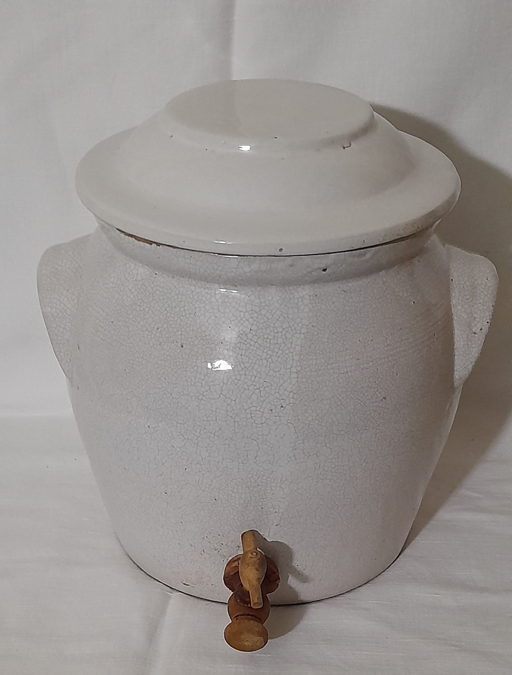 Vinaigrier engrès émaillé blanc  H 26 cm 3 L