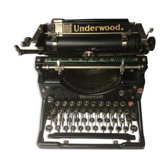Old Underwood typewriter