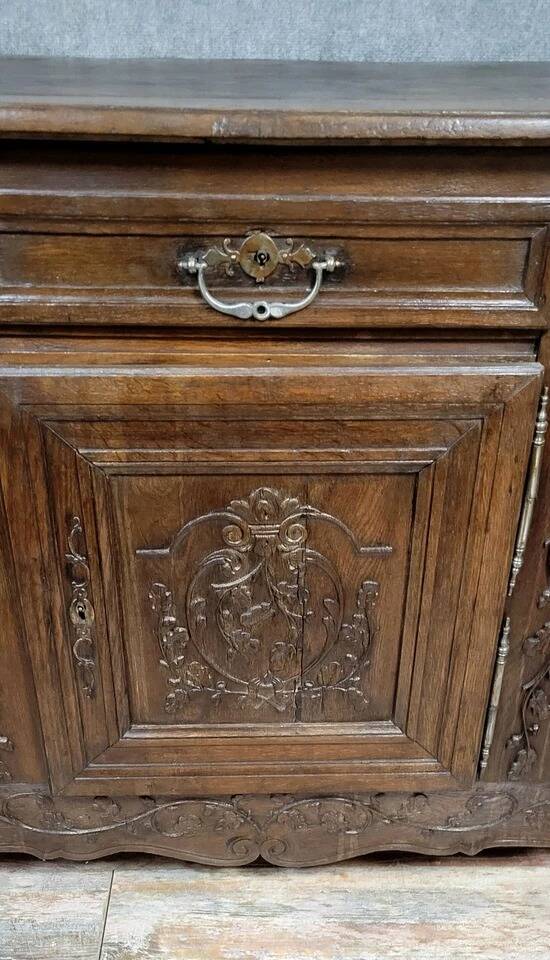 Important Louis XV period sideboard in carved solid oak