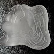 Rare sculpture Art Deco / plat à anneaux