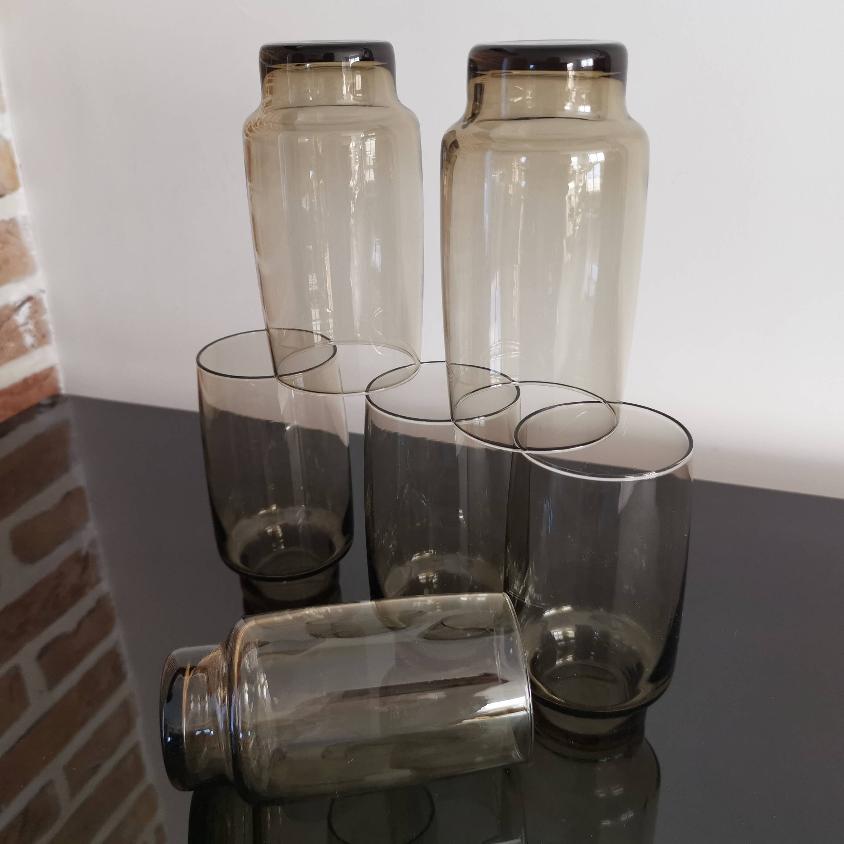 Set of 6 smoked glass water glasses - 1970s