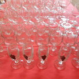 Centaine de verre certains en cristal