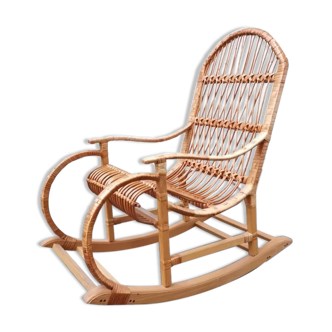 Rocking flesh in rattan