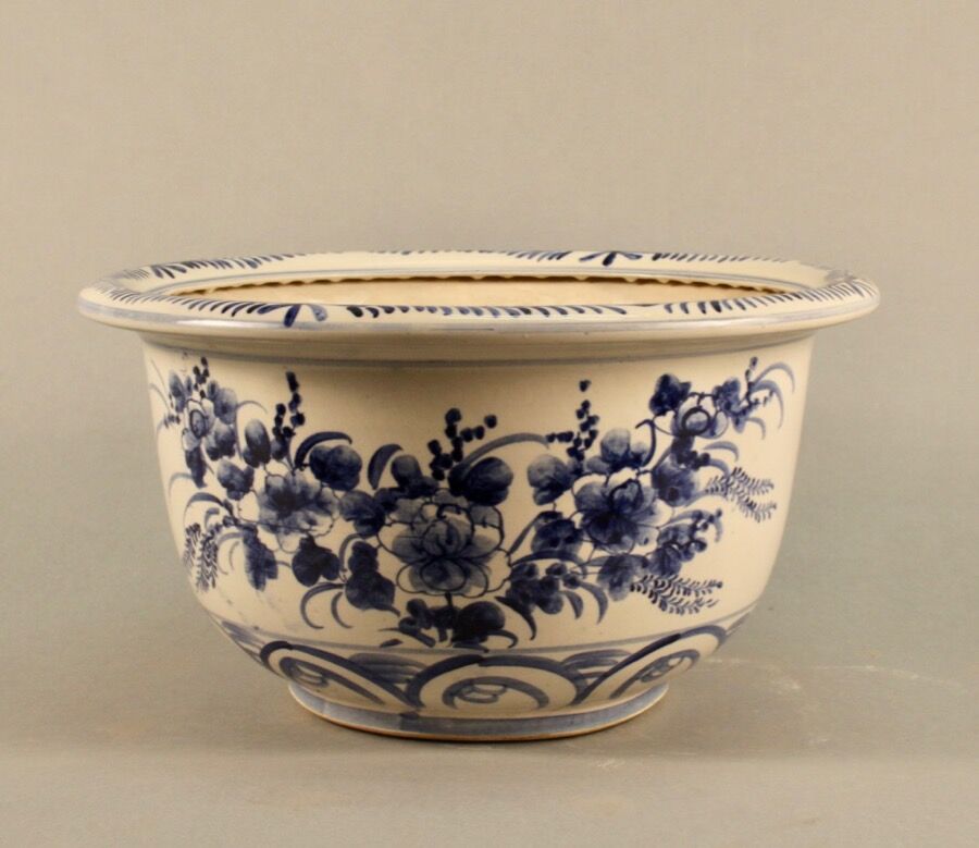 Blue earthenware pot cover