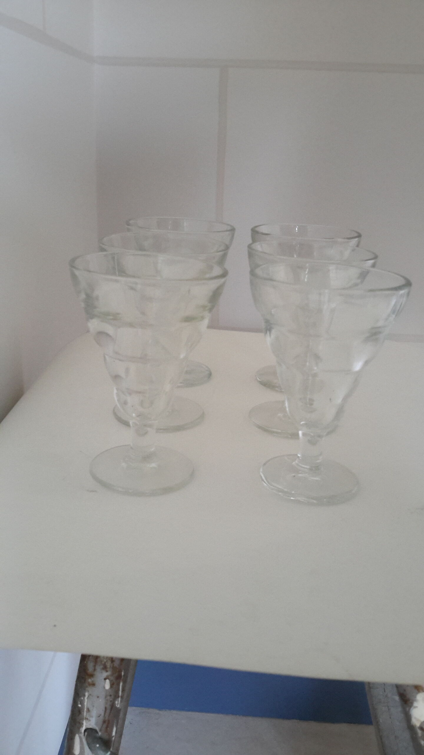 6 glasses of bistro early 20th