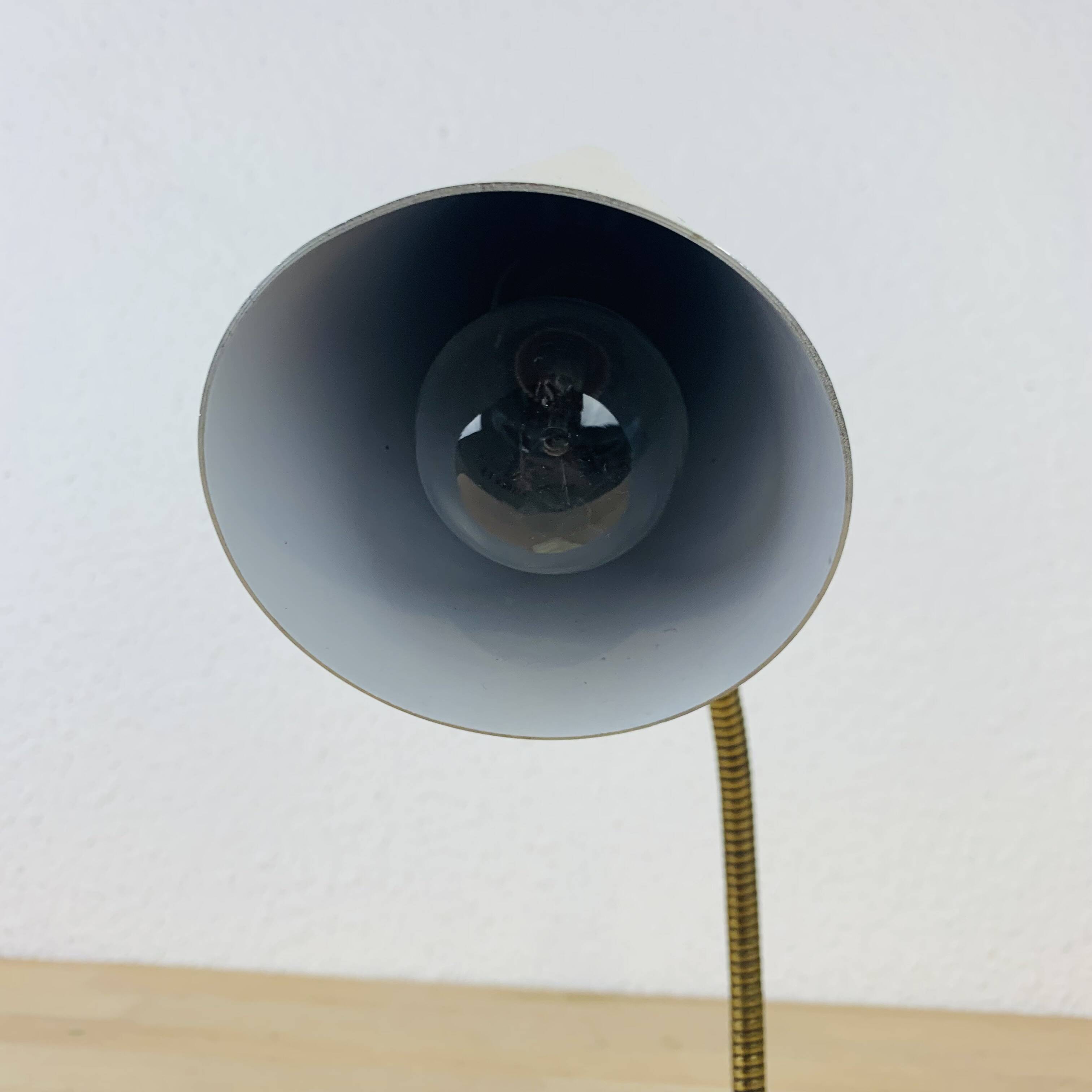 Lampe cocotte années 50 métal