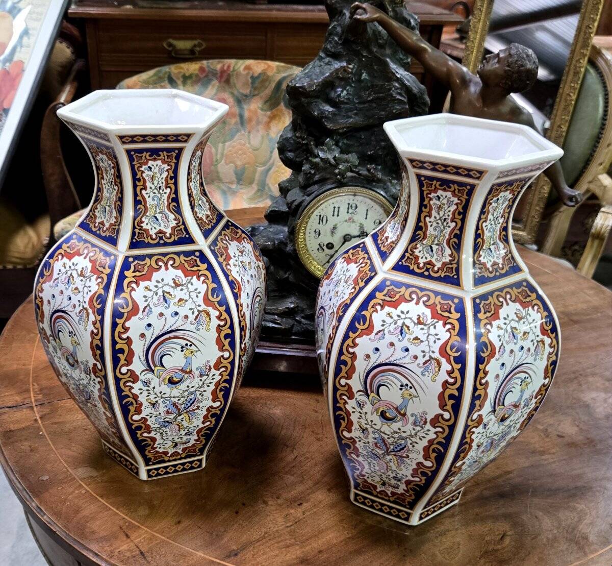 Pair of baluster vases in Imari porcelain