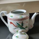 Chinese tea service/Teapot + 6 cups. In fine porcelain. Dragons/Phoenix decor. Feng Shui Rose Family Style. 70s