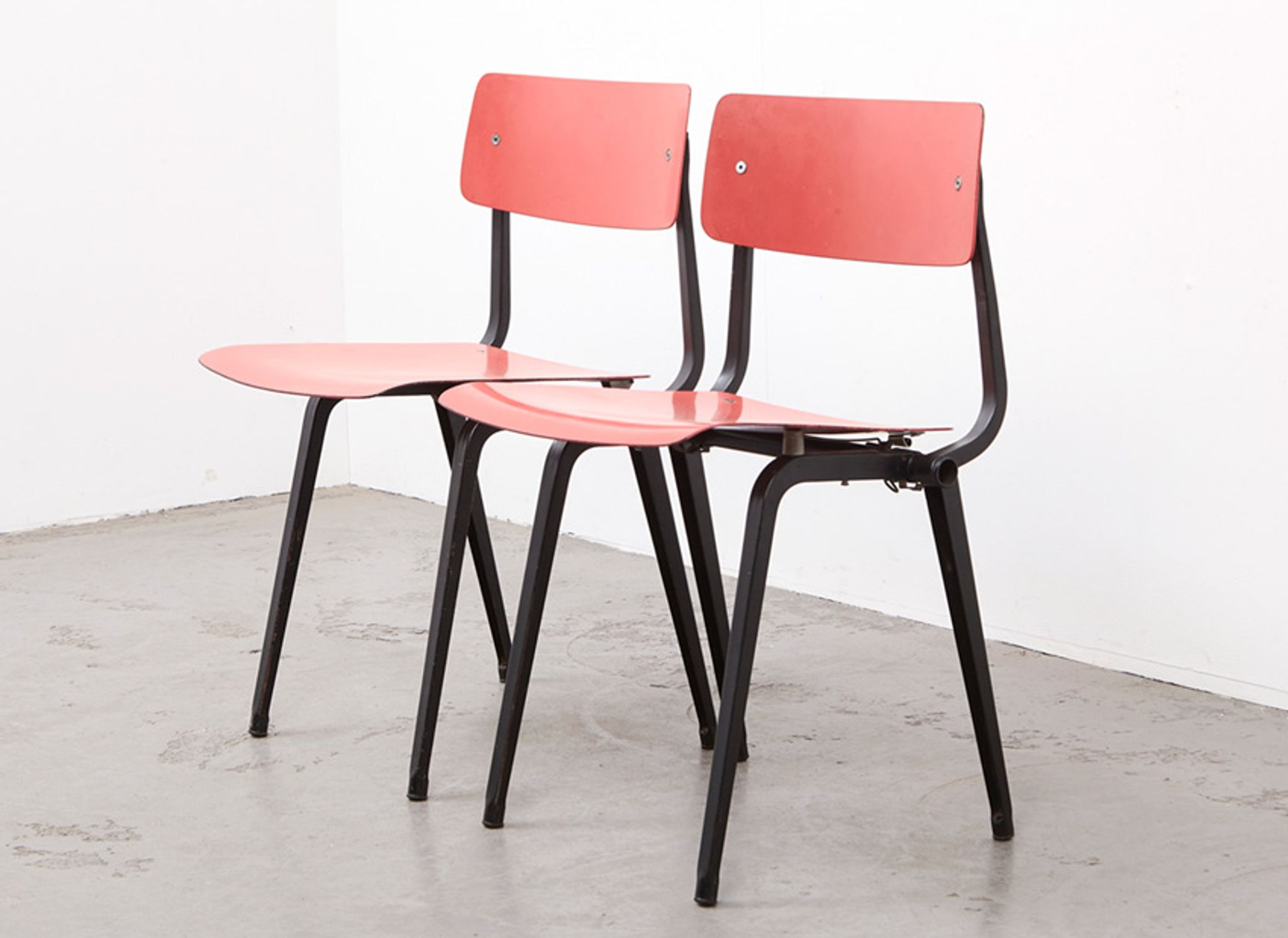 Pair of chairs by Friso Kramer for Ahrend de Cirkel 1953