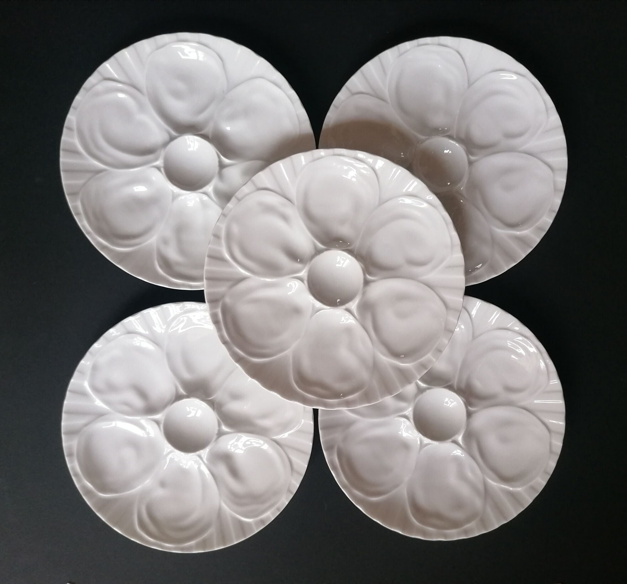 5 oyster plates in pillivuyt white porcelain
