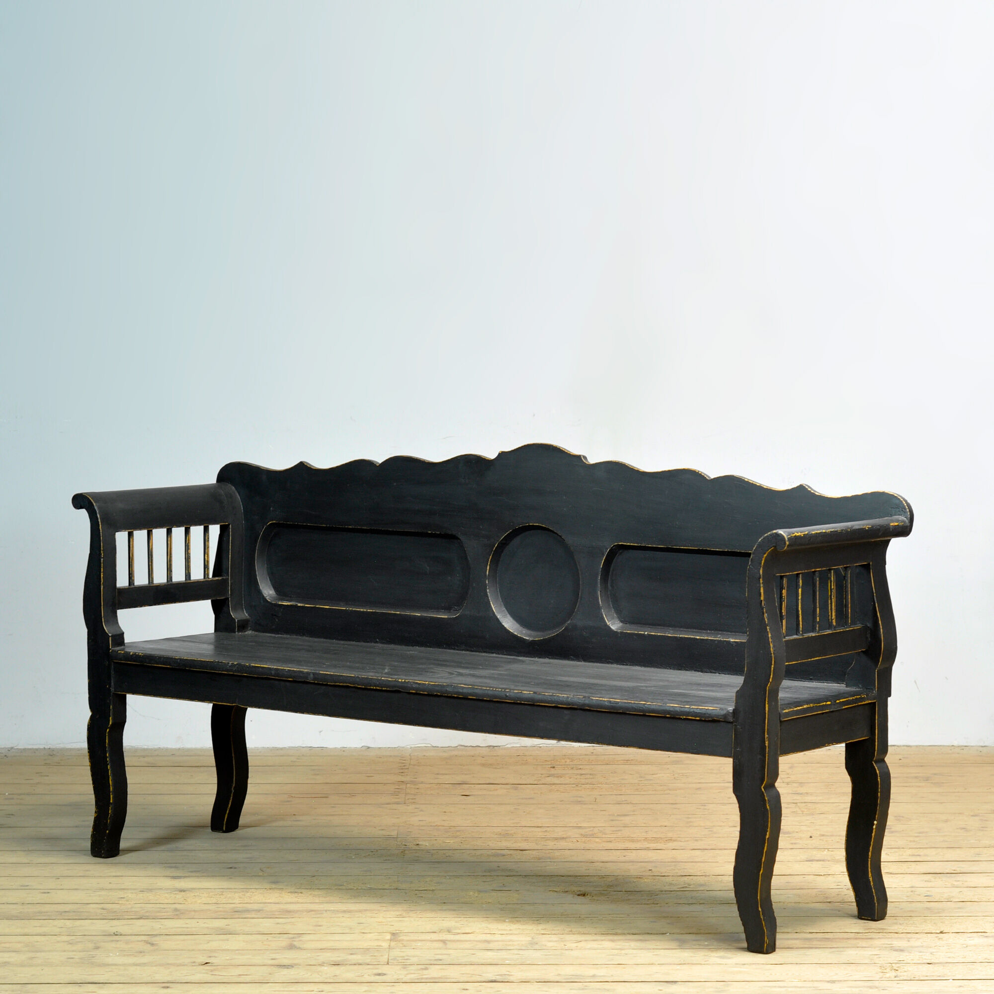 Antique pine bench, 1900s