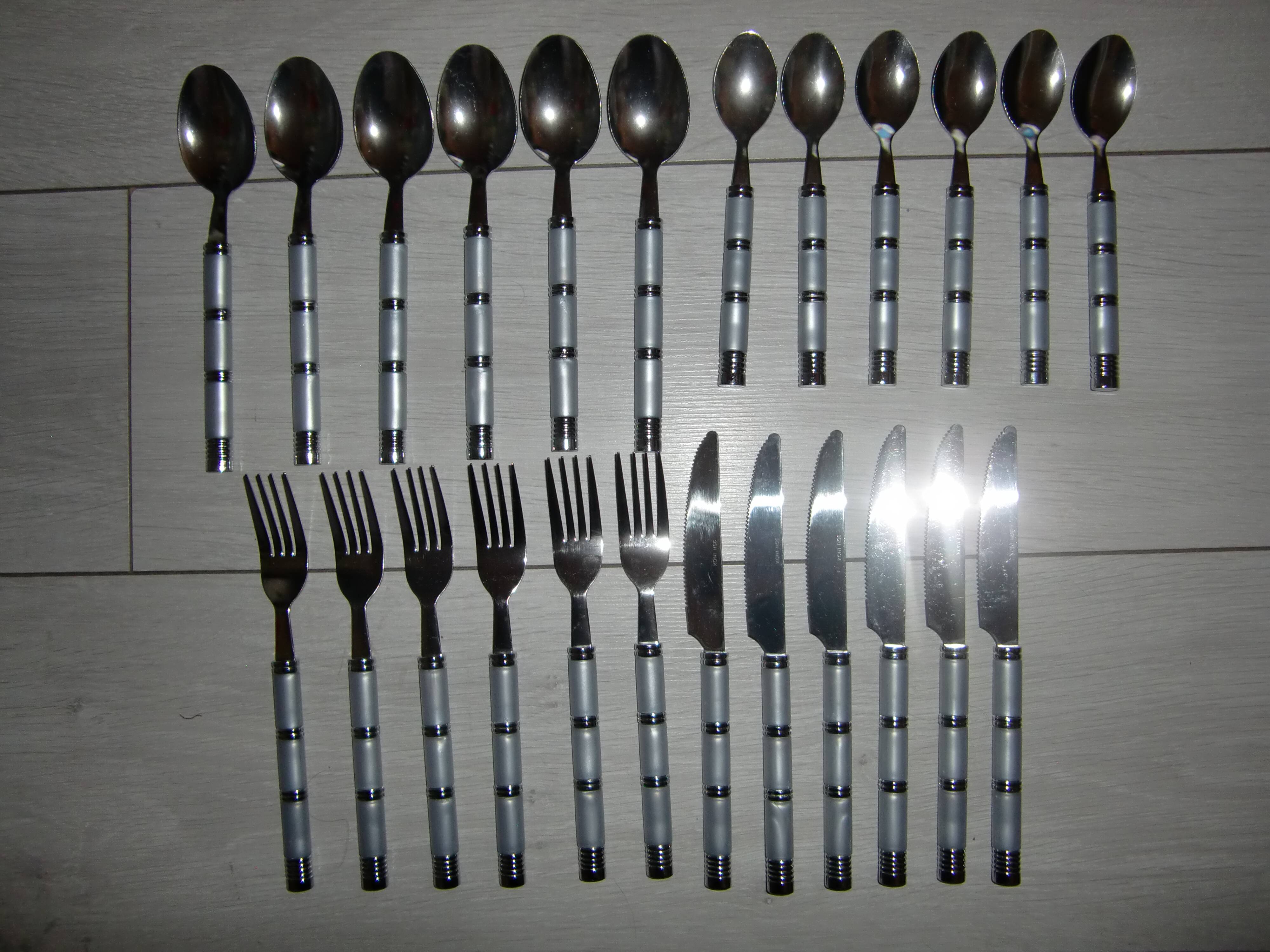 24-piece stainless steel cutlery set with pearly handles