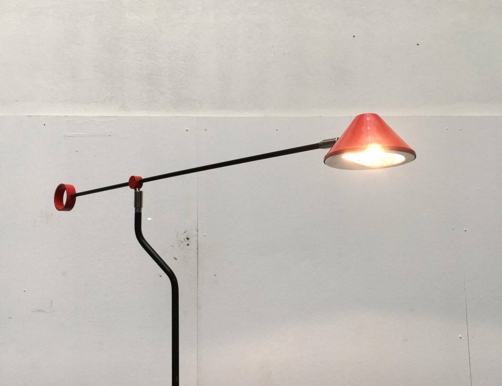 Lampe sur pied postmoderne allemande vintage de Honsel