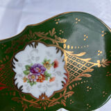 Pie dish with shovel