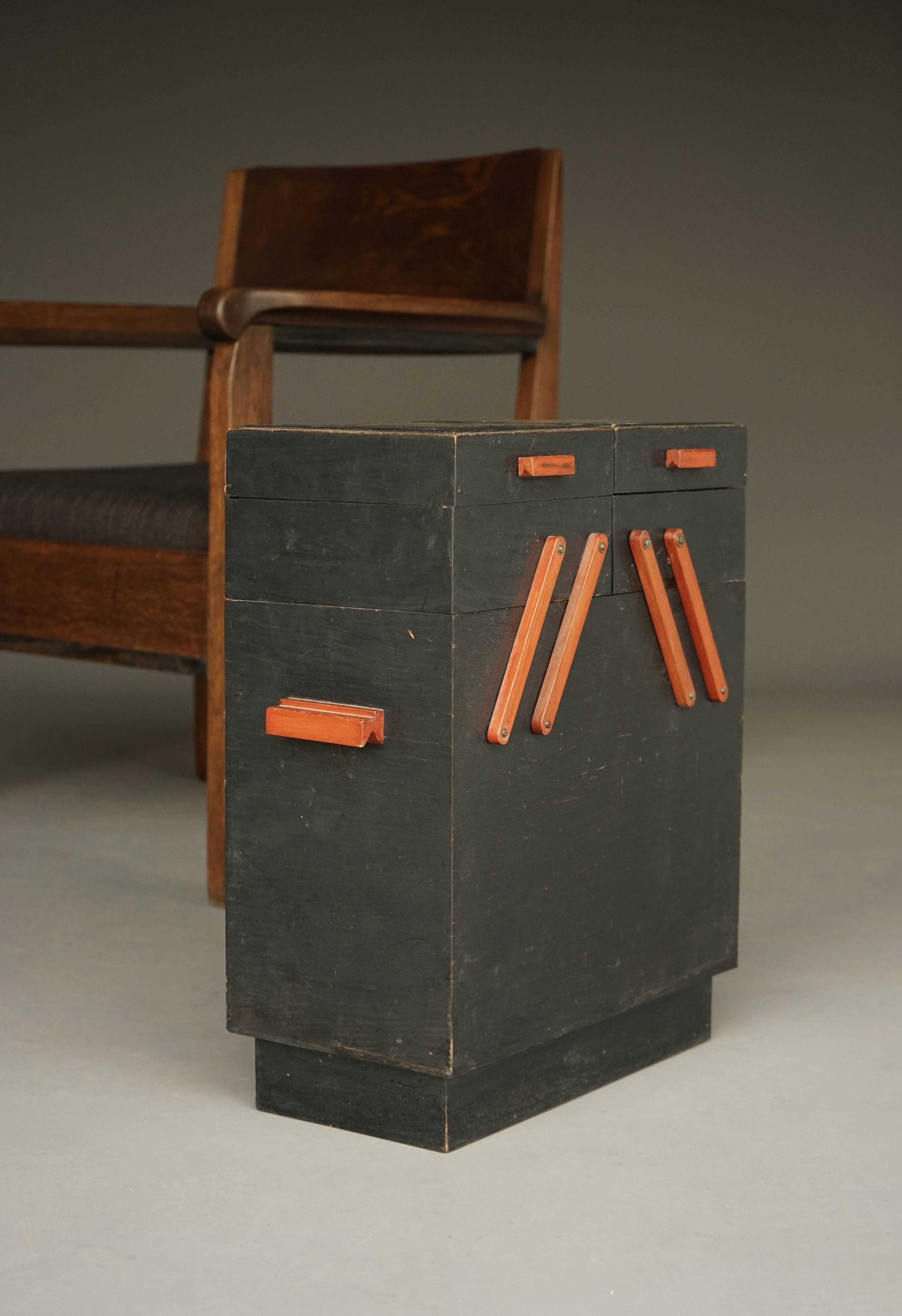 Dutch modernist sewing cabinet. 1930s.