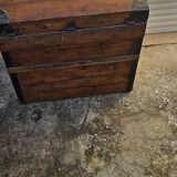Malle en bois ancien