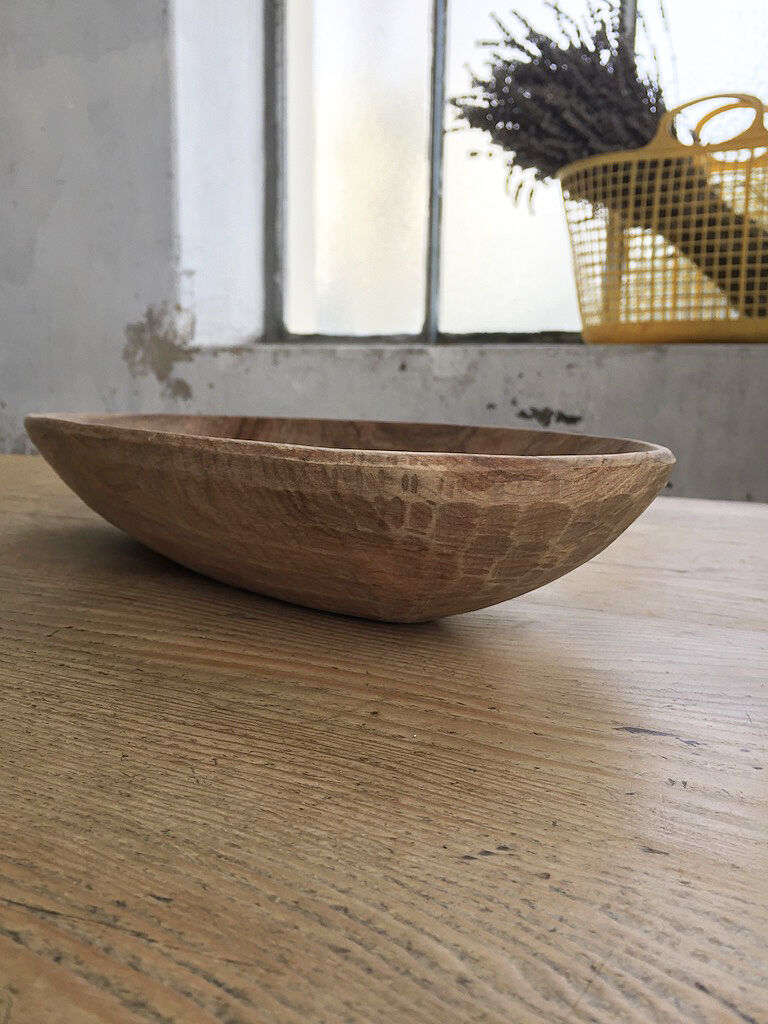 Brutalistic oval wood dish