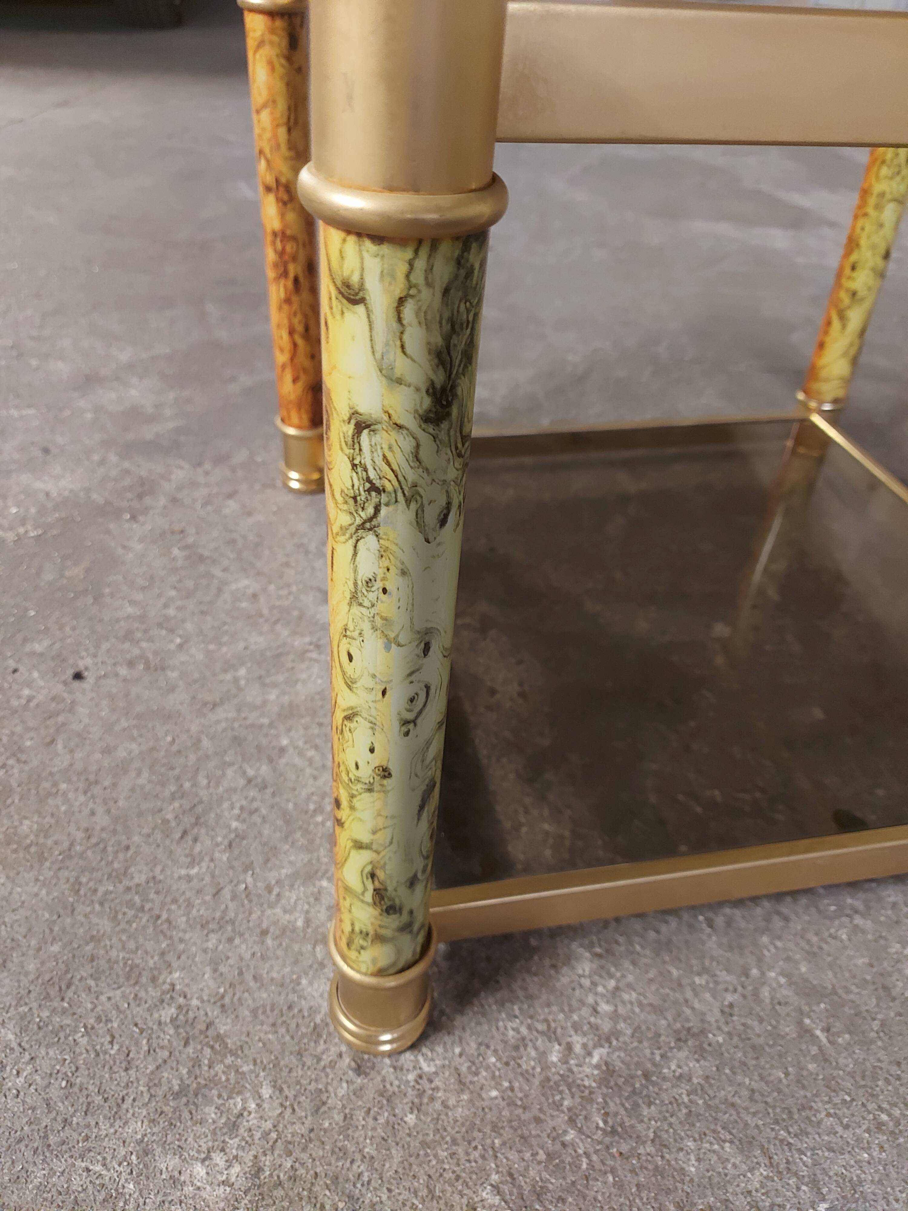 Table d'appoint 1970