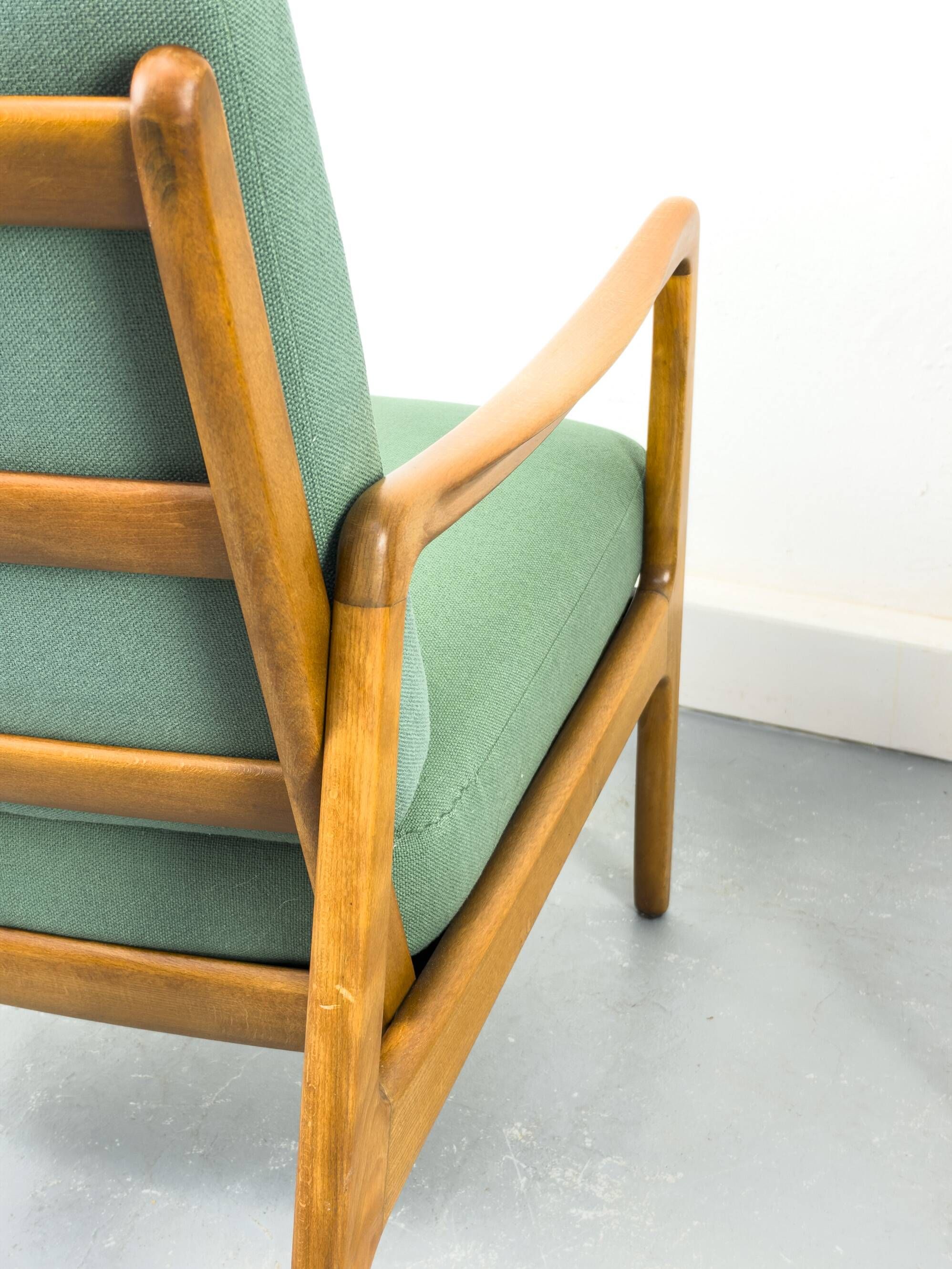 Danish Model FD-109 Lounge Chair by Ole Wanscher for France & Daverkosen, 1