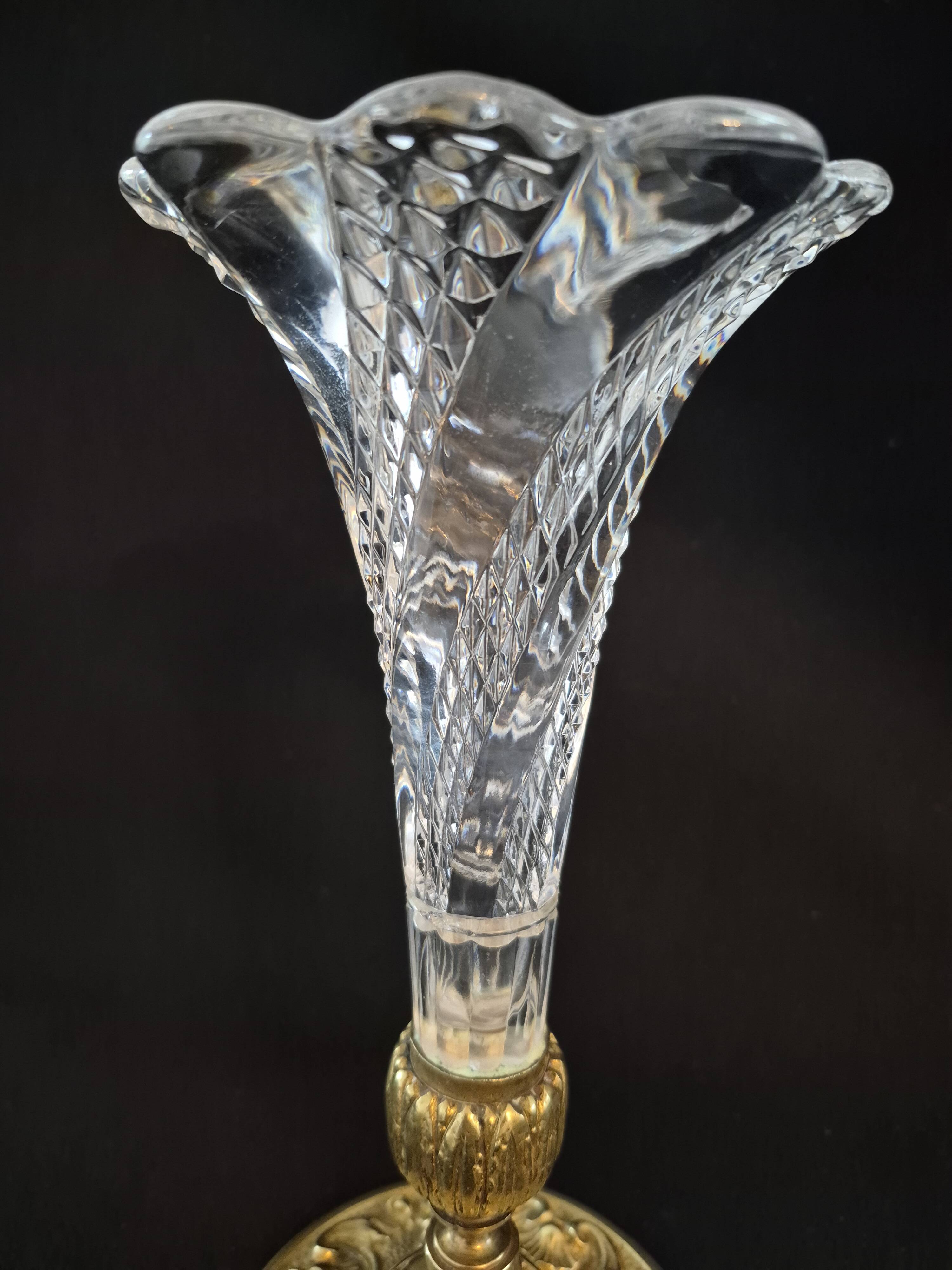 Cornet or tulip vase, centrepiece, Baccarat crystal 19th century