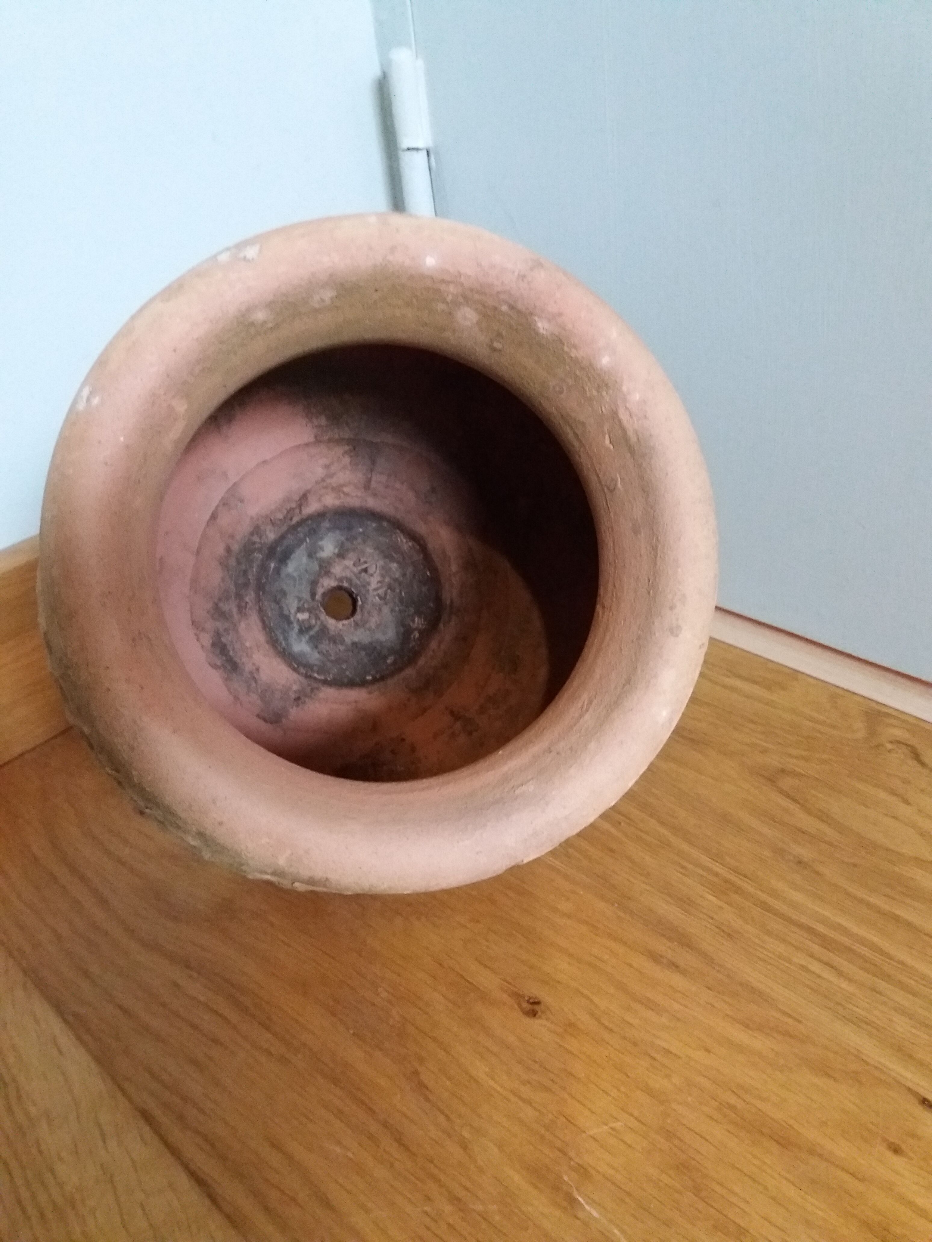 Terracotta jar pot rope decoration Goicoechea Basque Country