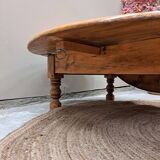 ROUND COFFEE TABLE