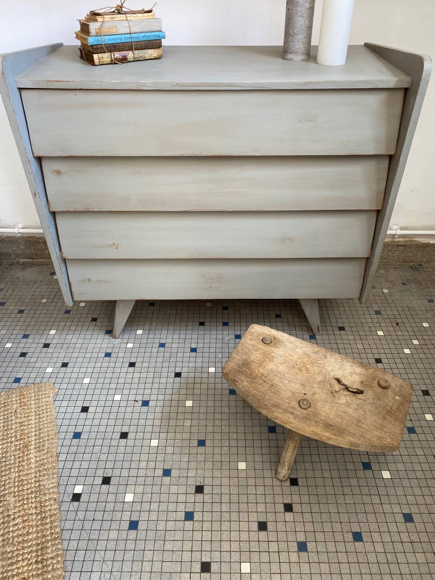 Chest of drawers from the 50s and 60s