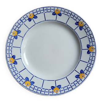 Large Ribeauville presentation plate from Sarreguemines