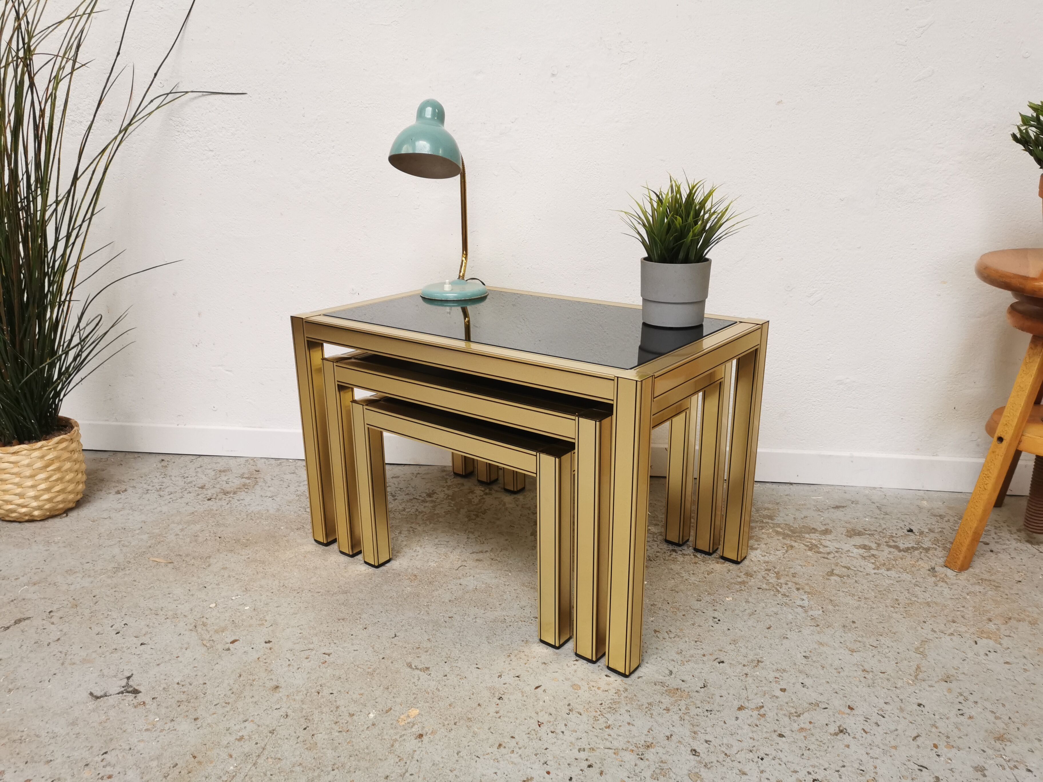 Tables gigognes laiton doré vintage 1970