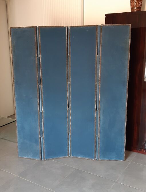 Antique screen with 4 leaves or 4 double-sided panels.