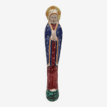 Vierge en faïence émaillée polychrome, XXème siècle