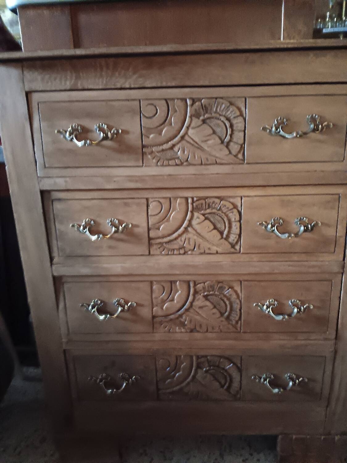 Vintage chest of drawers