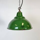 Lampe à suspension industrielle en émail vert de Maxlume, années 1960