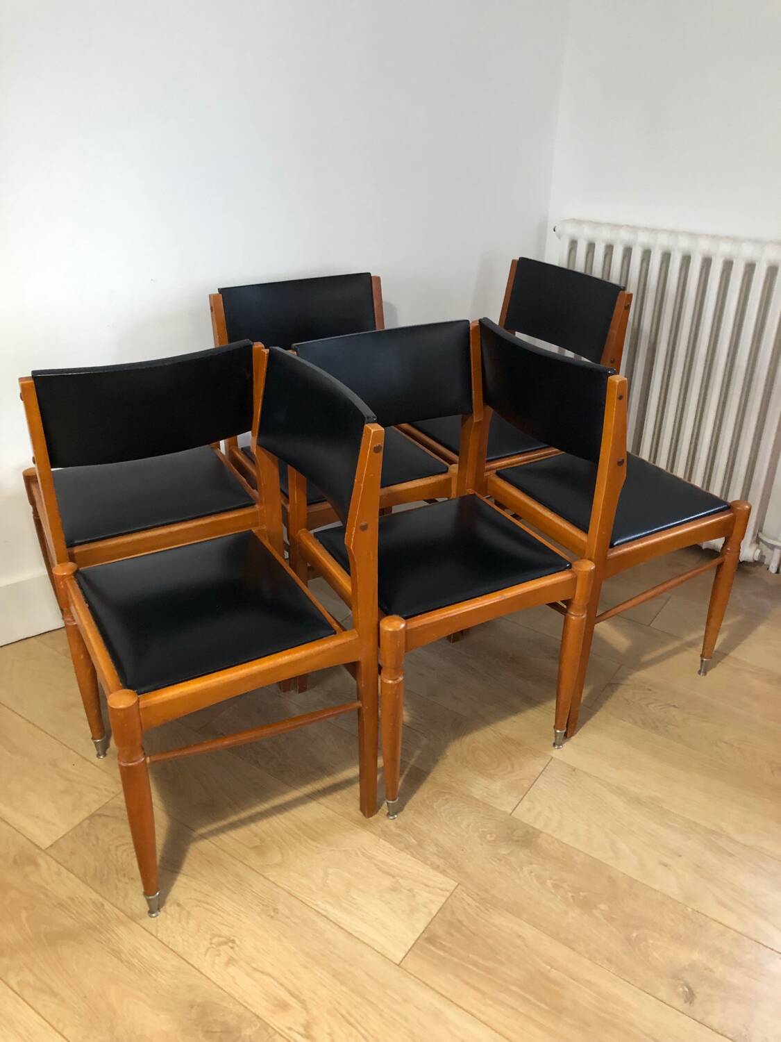Series of 6 vintage Scandinavian style chairs