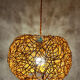 Suspension lustre d’époque en rotin tressé