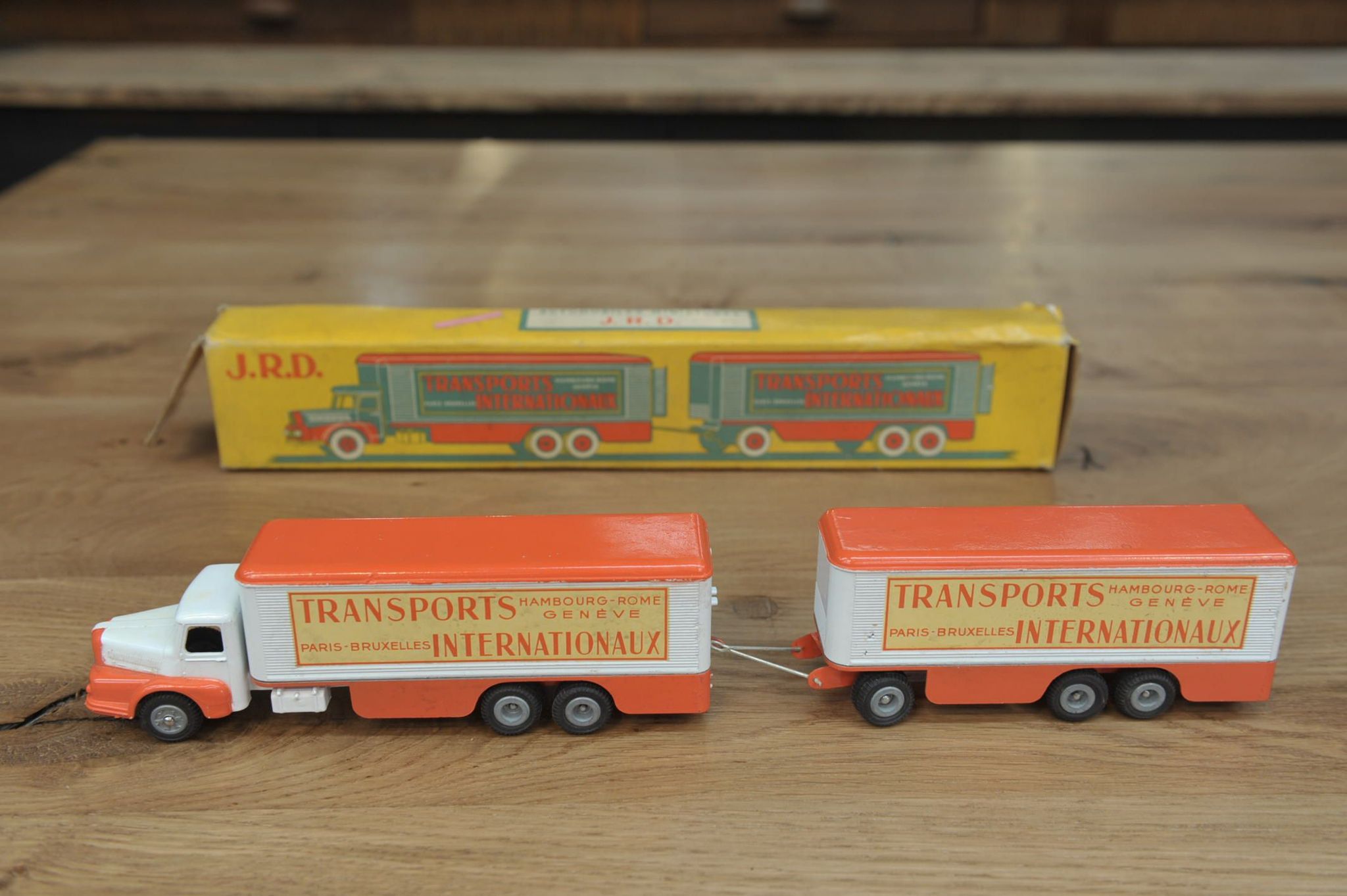 Old metal toy jrd trailer truck international transport