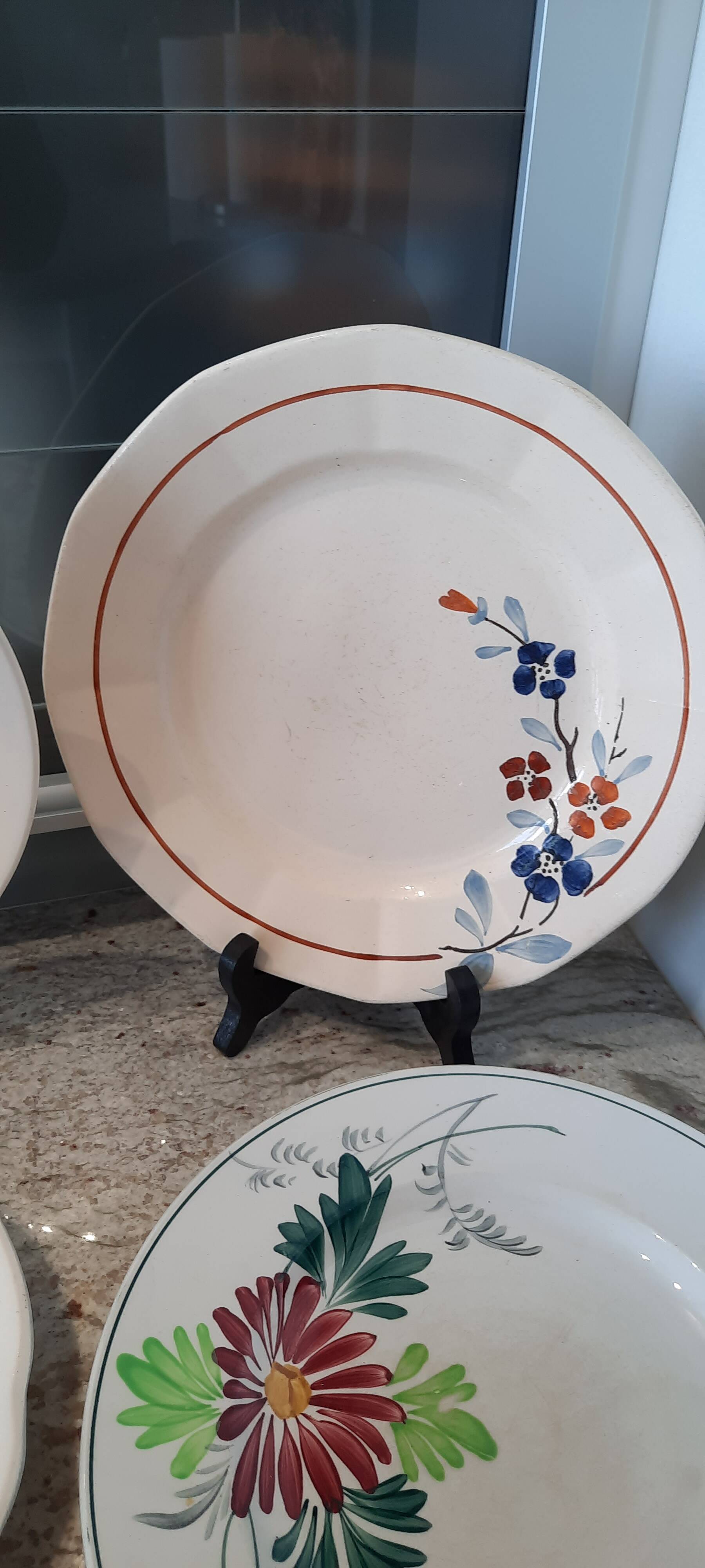 Mismatched old flat plates