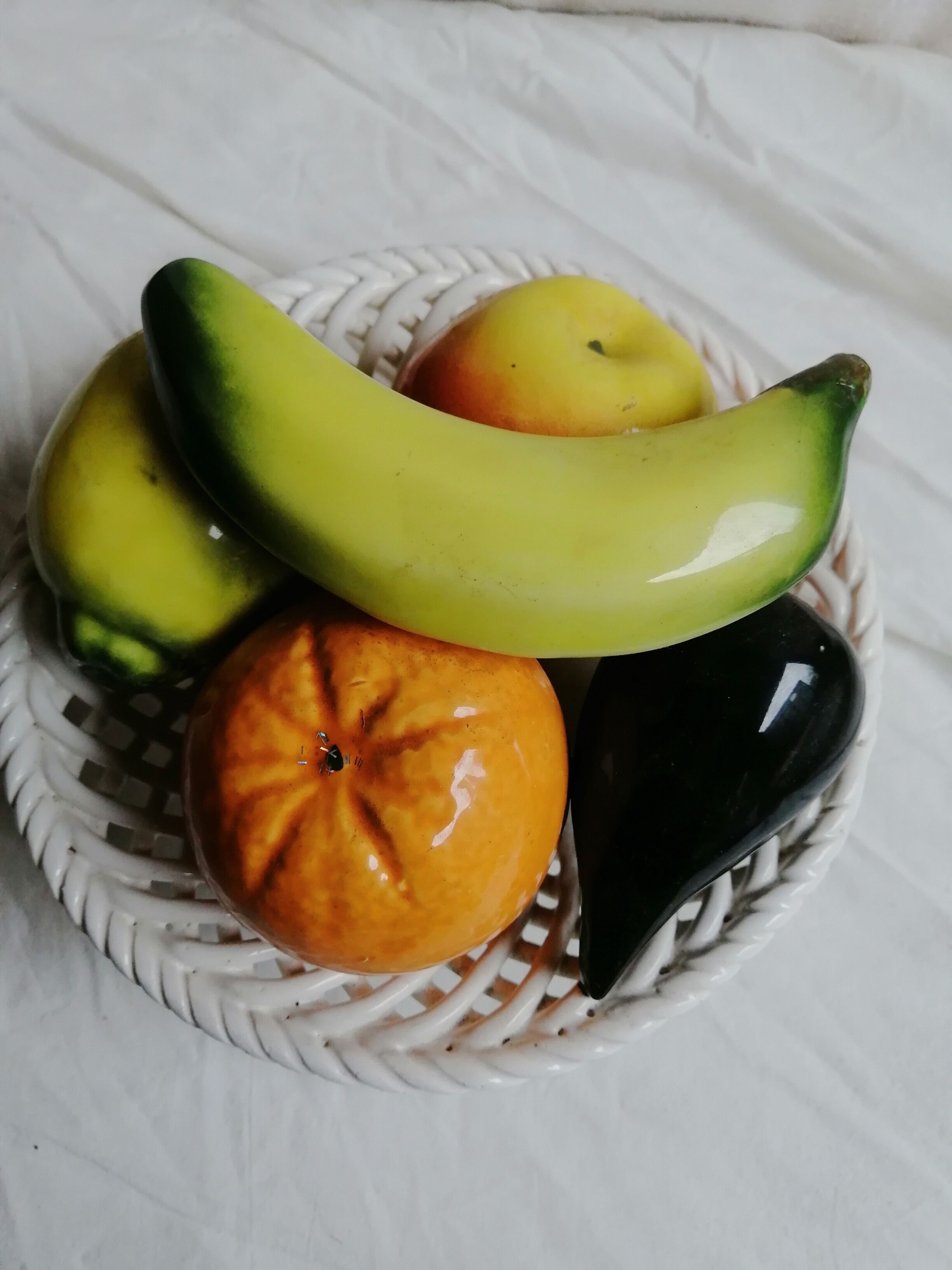 Ceramic deco fruit cup