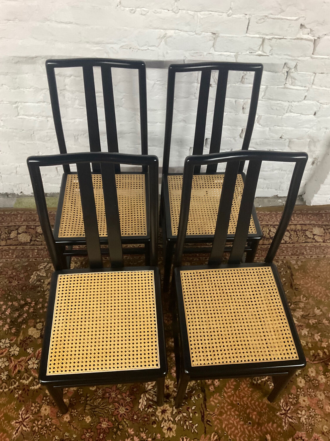 Series of 4 Annig Sarian chairs from the 80s