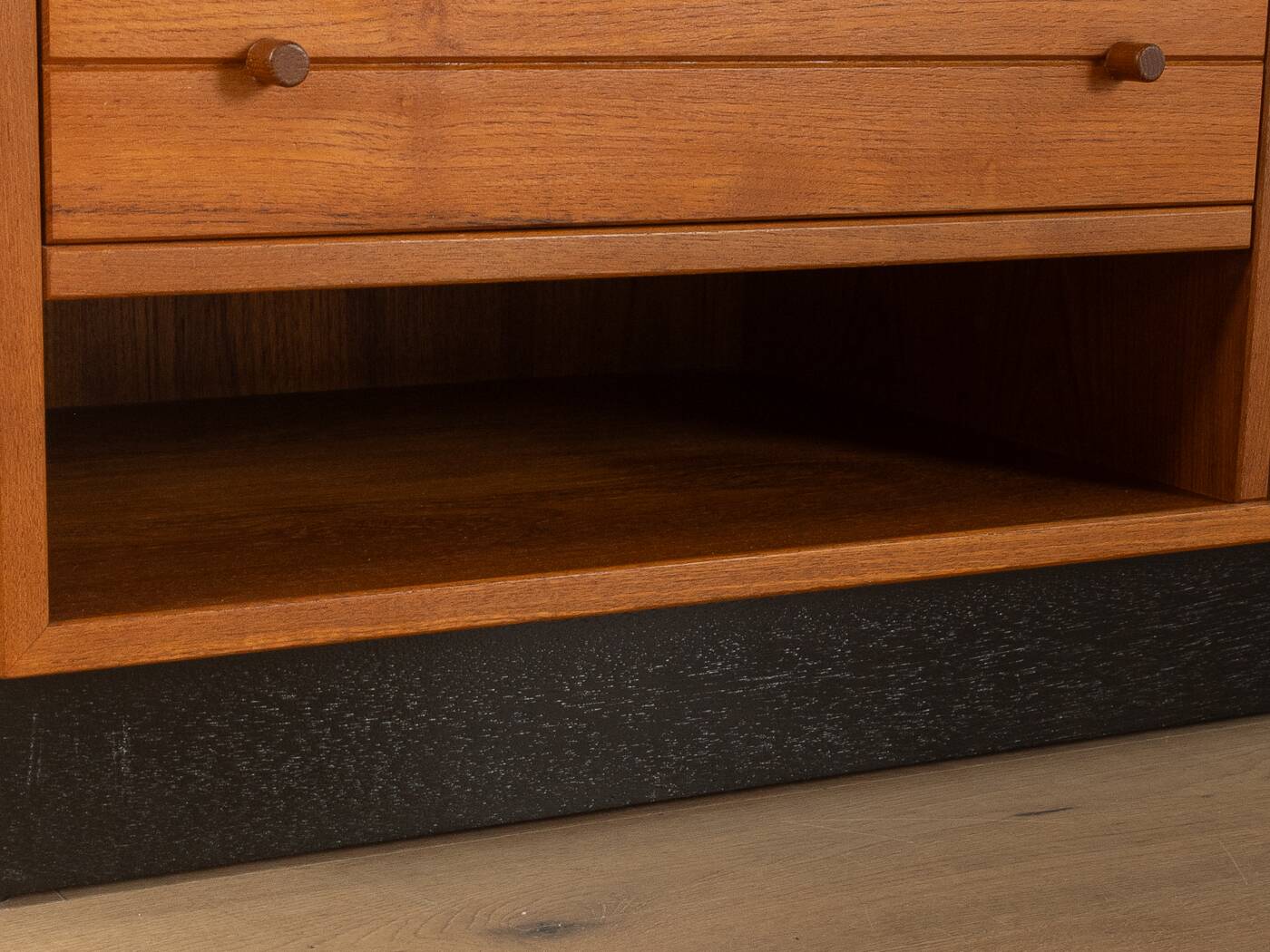 Classic two-piece display cabinet by Poul Hundevad, 1960s