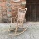 Rocking-chair en rotin