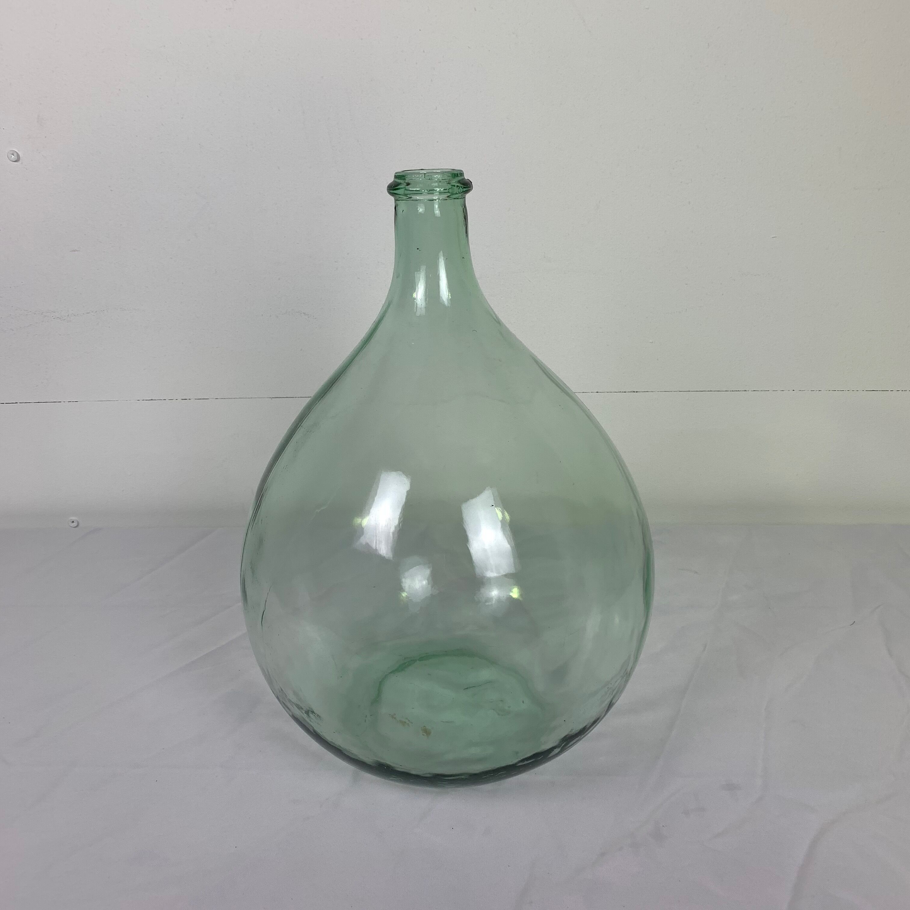 Demijohn light green 10L