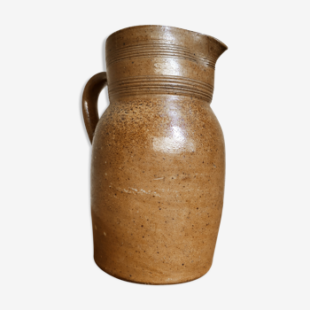 Large pitcher in pyrity sandstone