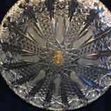Crystal and bronze cake display