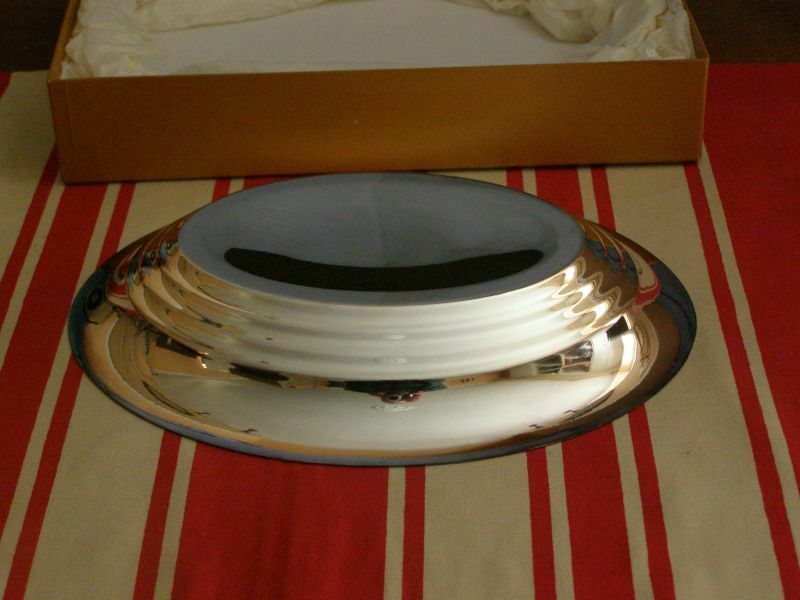 Oval hollow plate in silver metal 5%, Goldsmithing "St Médard Orfèvres"