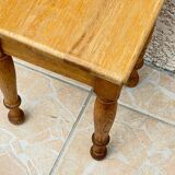 Light wood stool turned years 70/80