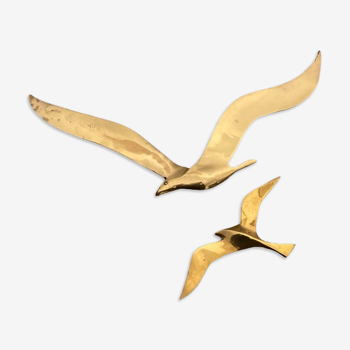 Set of two brass birds to hang