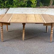 Louis Philippe XVIII century extendable round dining table, renovated, 200cm