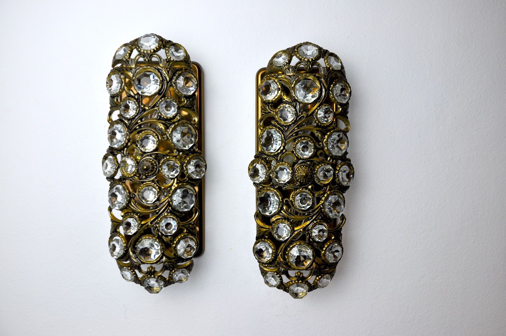 Pair of Palwa appliques by Ernest Palm, 1960, Spain